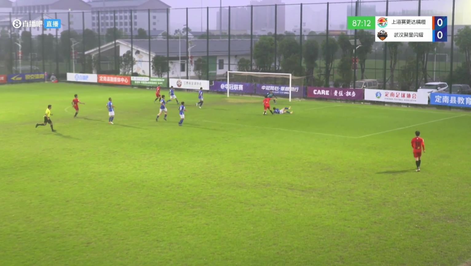 員工瘋狂助攻老板！58歲老板朱駿中冠替補(bǔ)完成絕殺